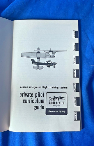 Cessna pilot center - manual, of